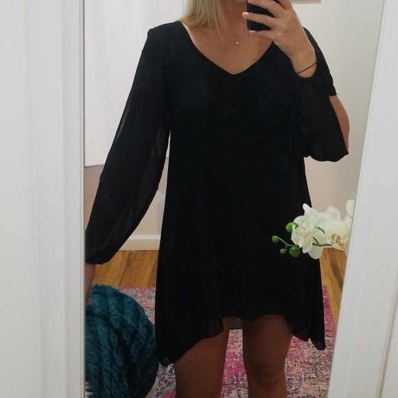V-Neck Long Split Sleeve Mini Dress - Picture 4 of 5
